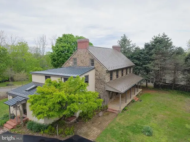 702 Lenape Rd, West Chester