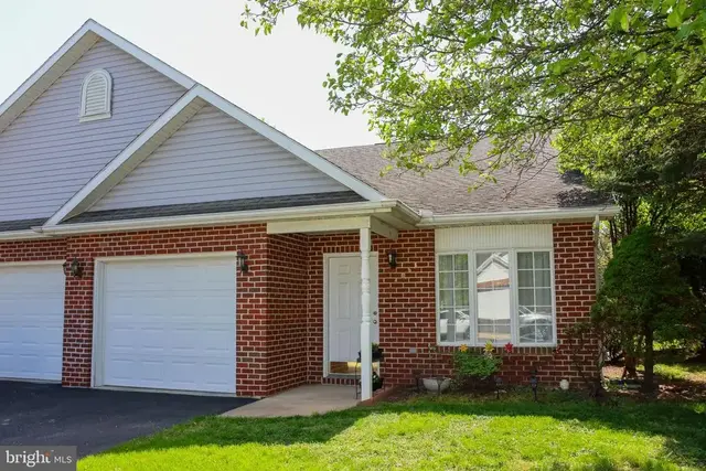 14053 Sweet Vale Dr, Hagerstown
