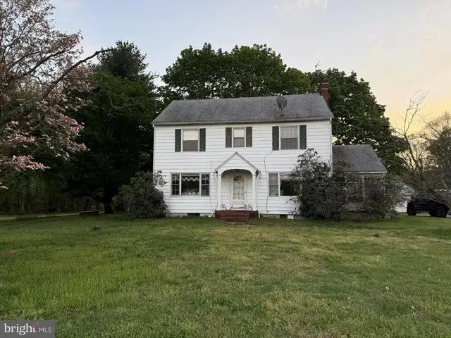 4907 Dupont Pkwy, Smyrna