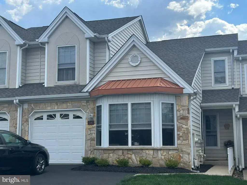 76 Grandview Dr, IVYLAND