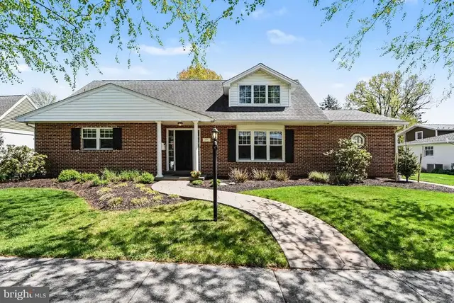 244 Cedar Ave, Hershey