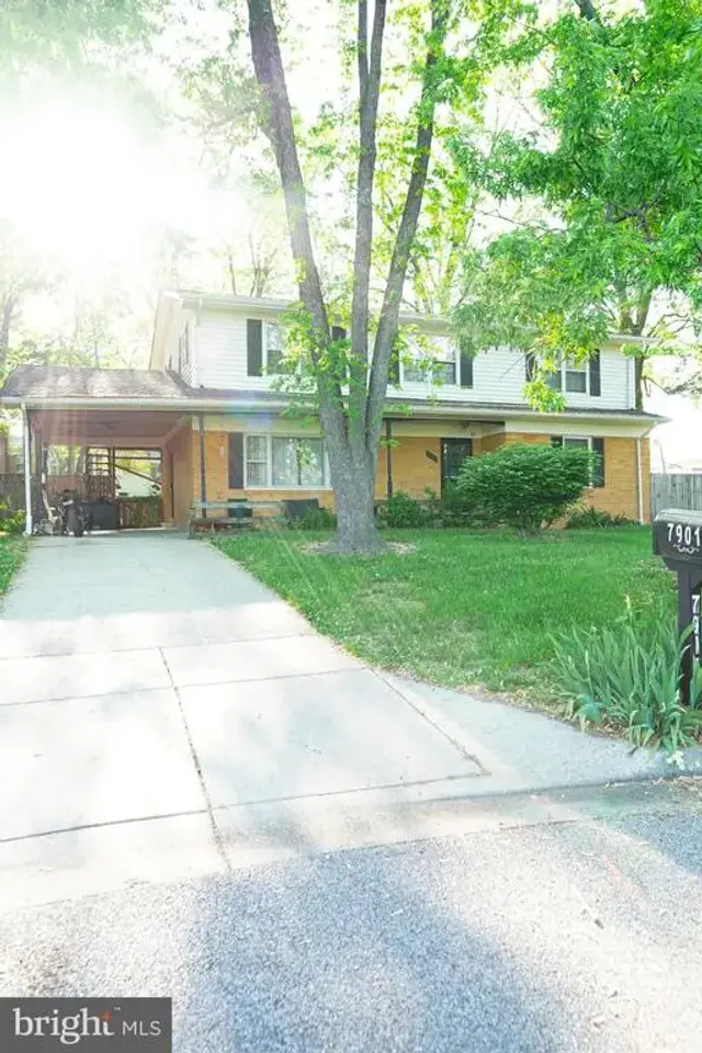 7901 Anne Ct, Clinton