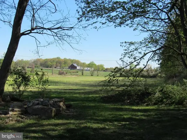 6455 Mechanicsville, New Hope