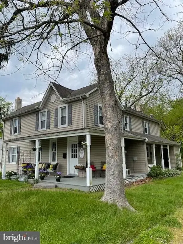 101 W Cecil Ave, North East