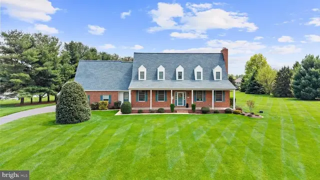 703 Spinnaker St, Middletown