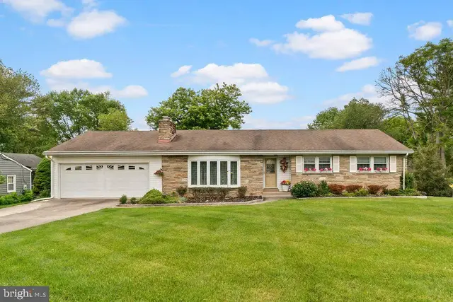 3118 Greenway Dr, Ellicott City