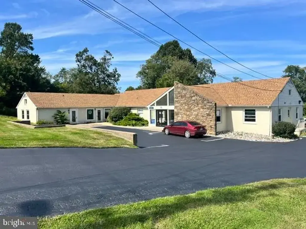 1691 Horseshoe Pike #2, GLENMOORE