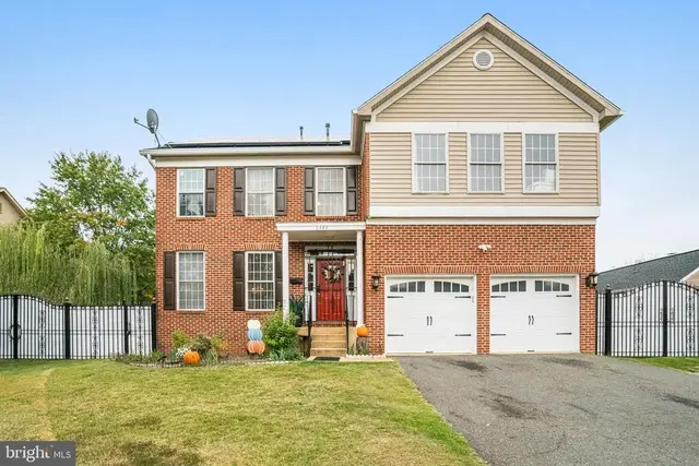 3444 Washington Dr, Falls Church
