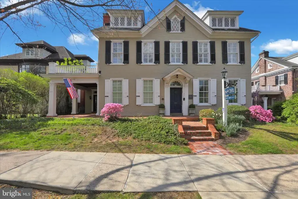 758 E High St, POTTSTOWN