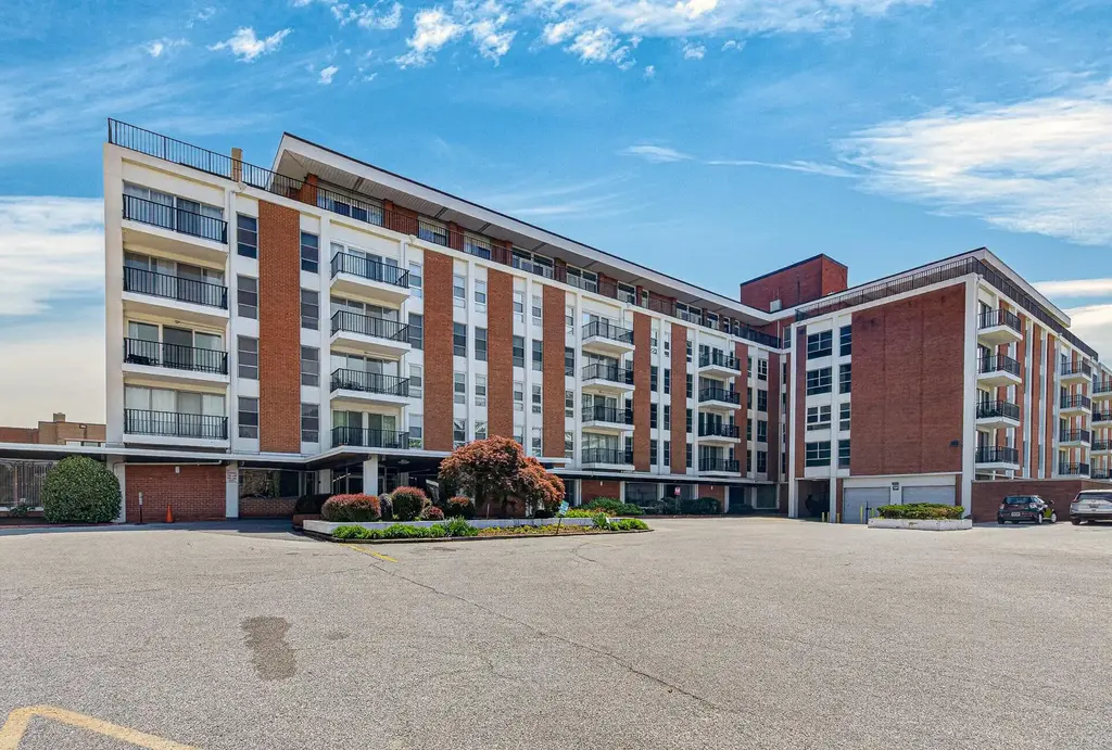 3601 Clarks Ln #418, BALTIMORE