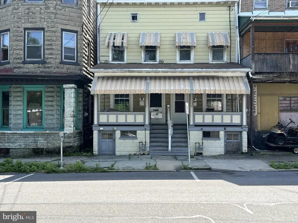 45-47 S Market St, SHAMOKIN