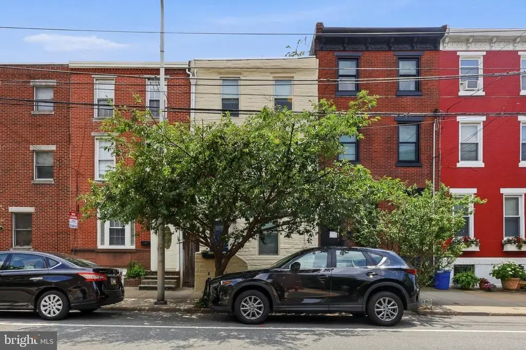 2508 Christian St, PHILADELPHIA