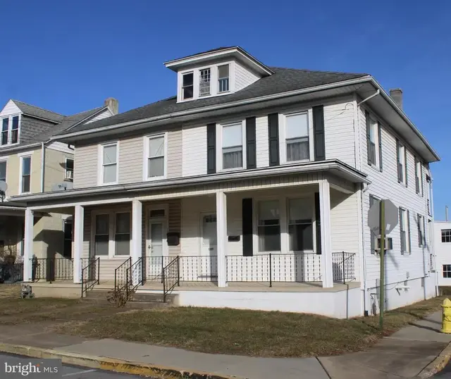 1301 N Duke St, York
