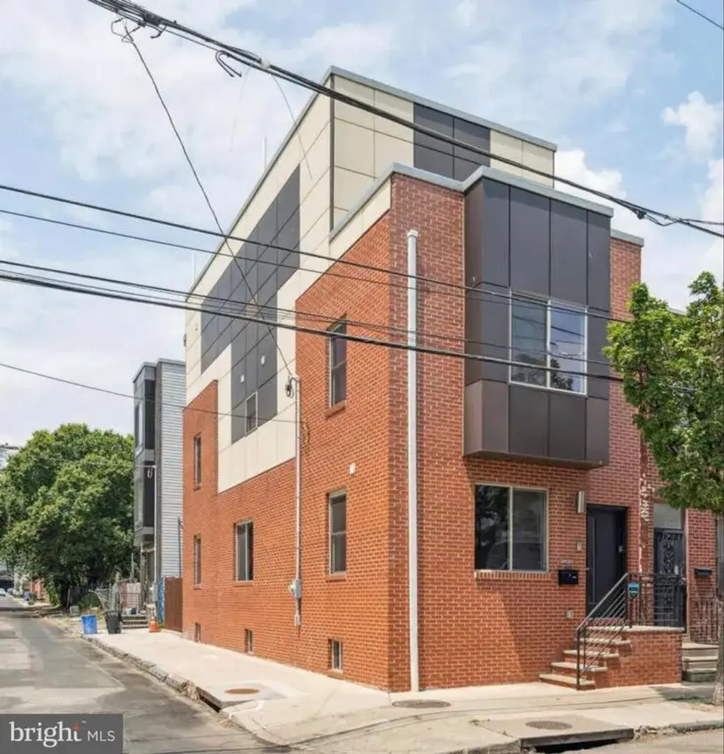 2620 Emerald St, PHILADELPHIA