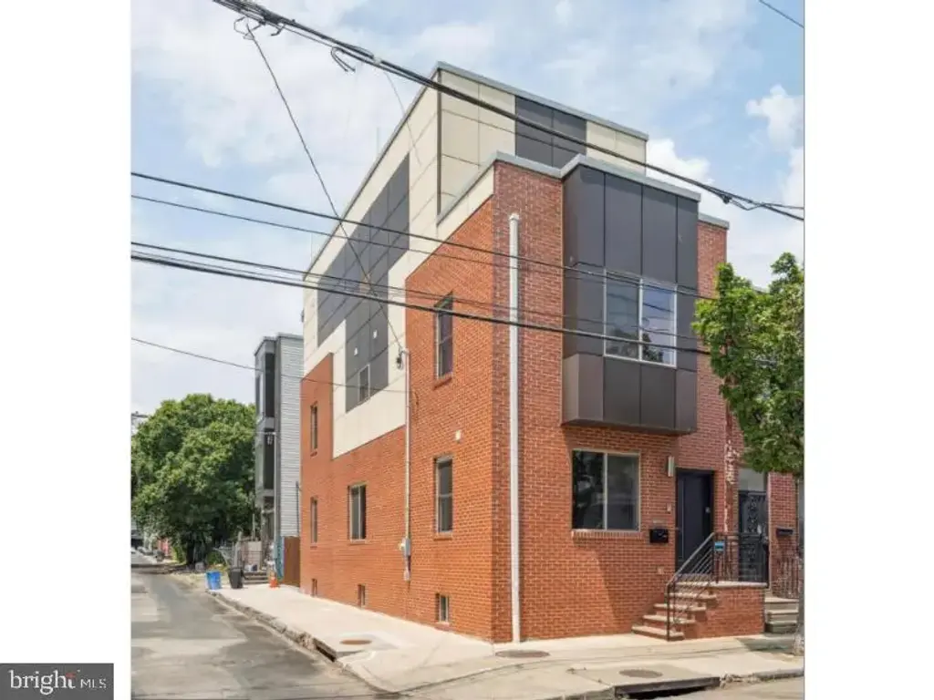 2620 Emerald St, PHILADELPHIA