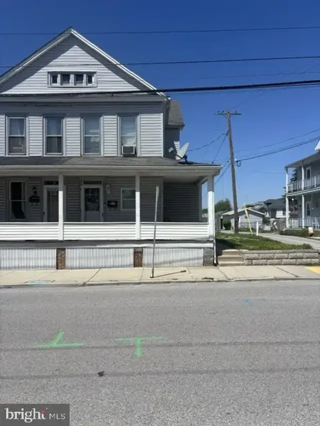 35 W Hanover St, Hanover