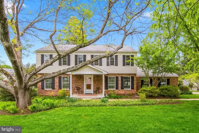 4 Scottsdale Ct, Lutherville Timonium