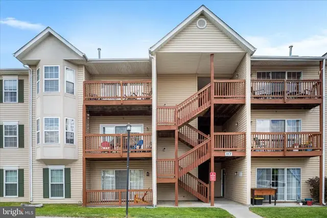 117 Brookland Ter #6, Winchester