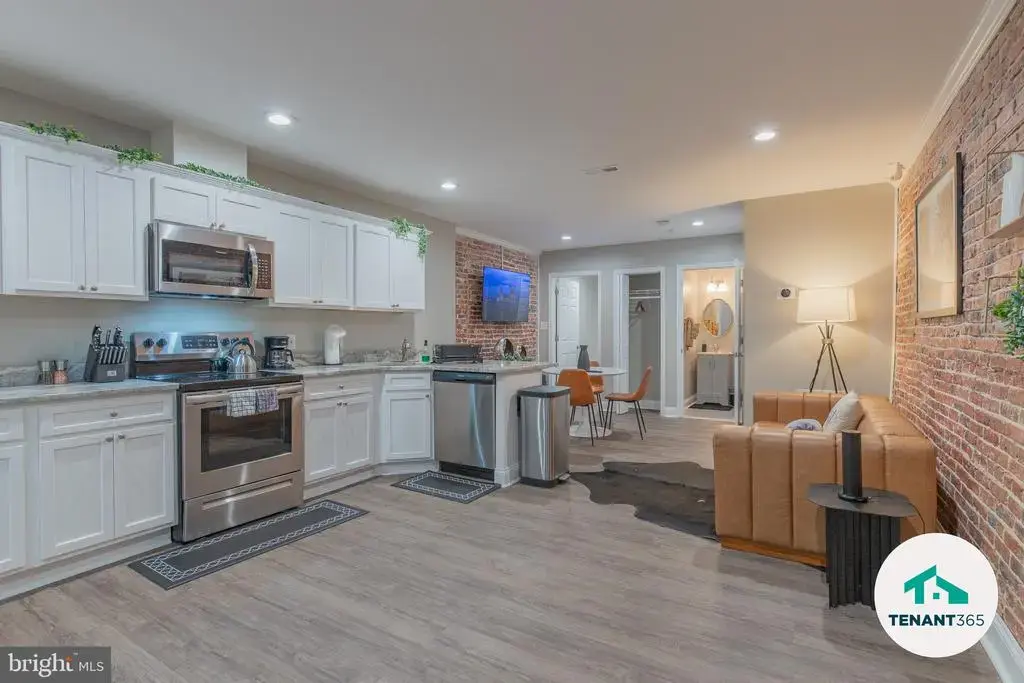 3221 Noble St. St #4, BALTIMORE