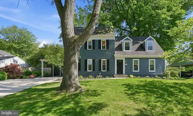 810 Duke St, Rockville