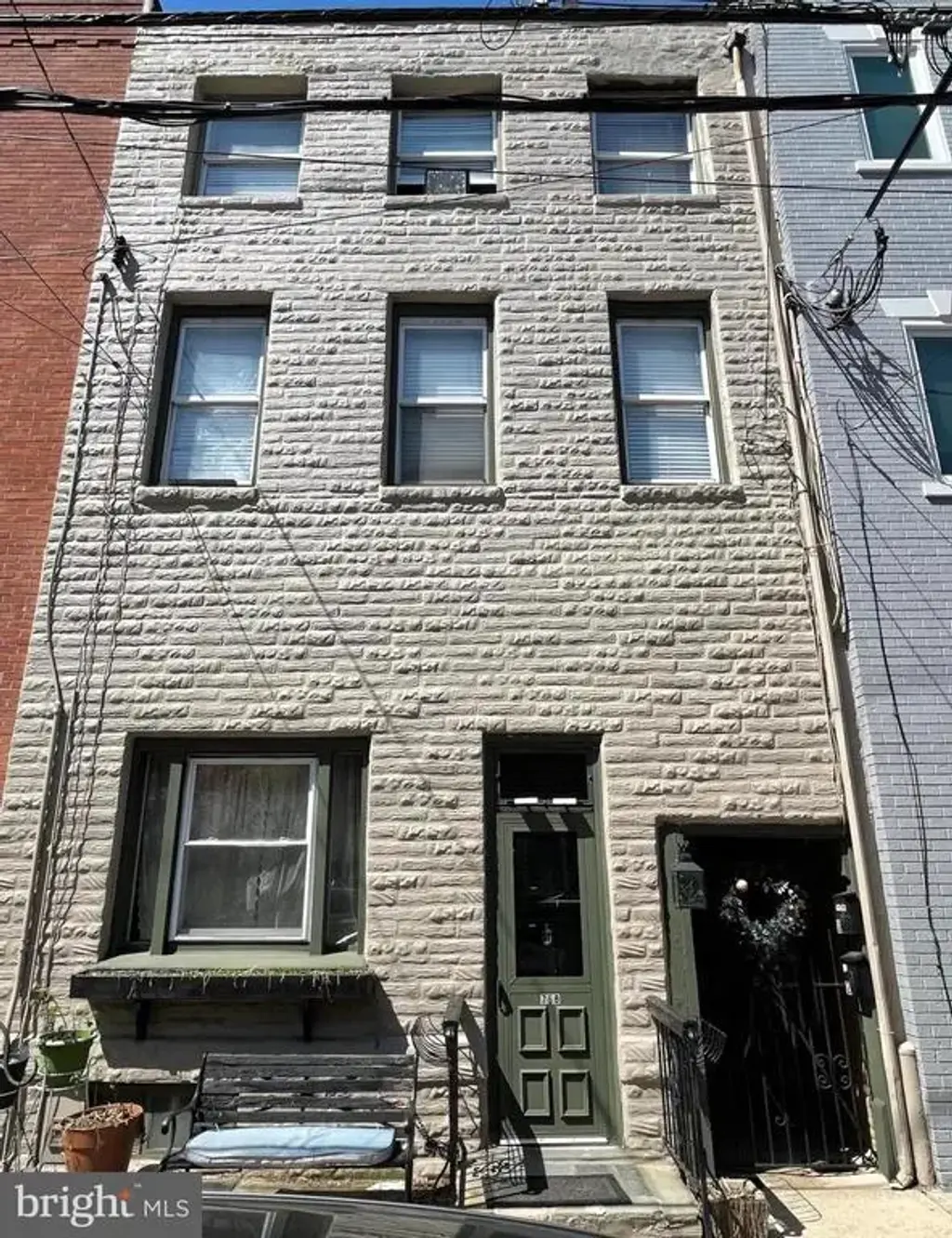 768 S 6th St, PHILADELPHIA