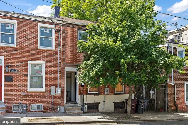 624 W 8th St, Wilmington