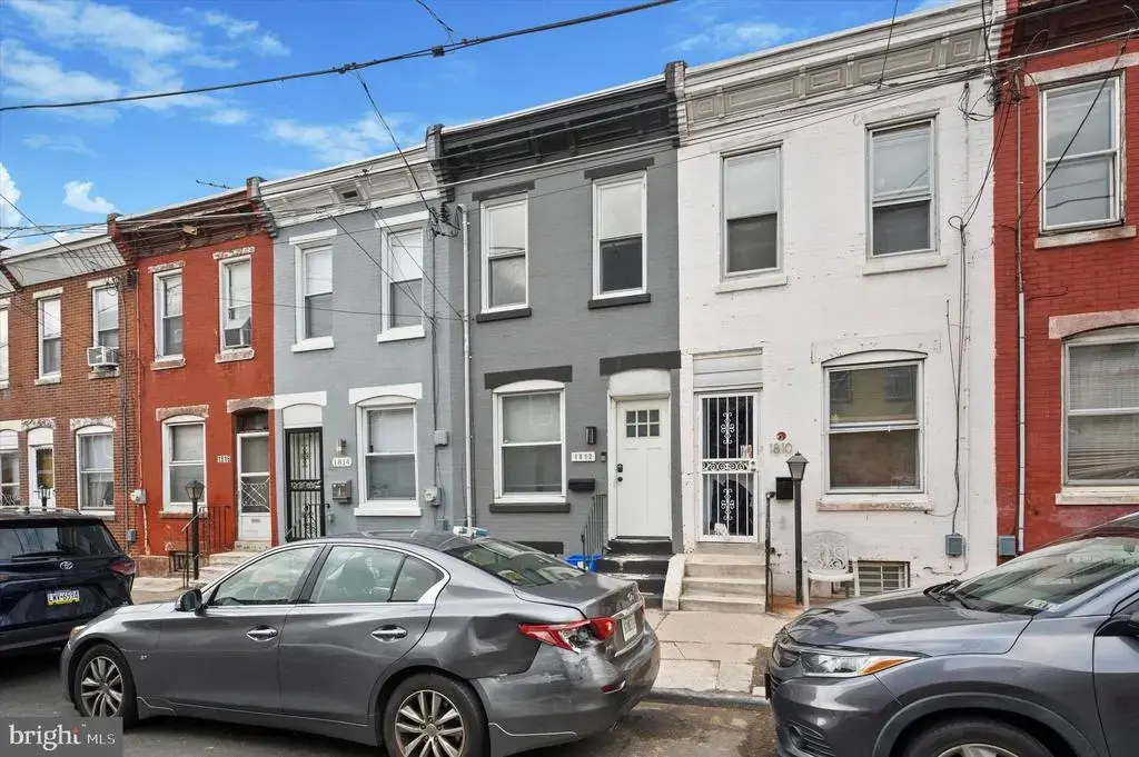 1812 E Albert St, PHILADELPHIA