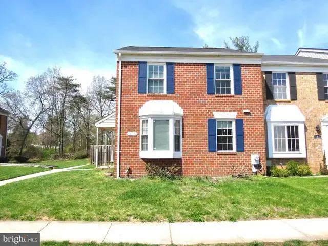 115 Courtland Woods Cir, Pikesville