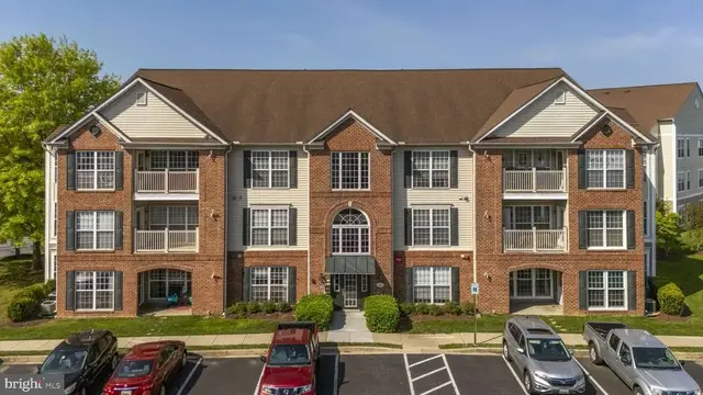 593 Cawley Dr #3a, Frederick