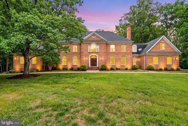 11102 Prince Edward Ct, Oakton