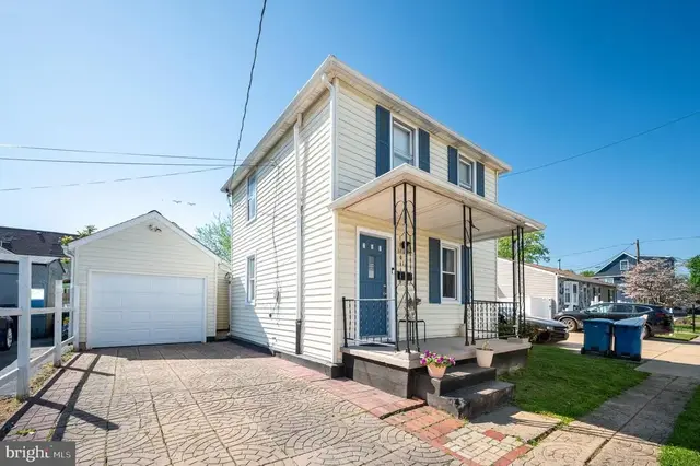 301 Howard St, Wilmington