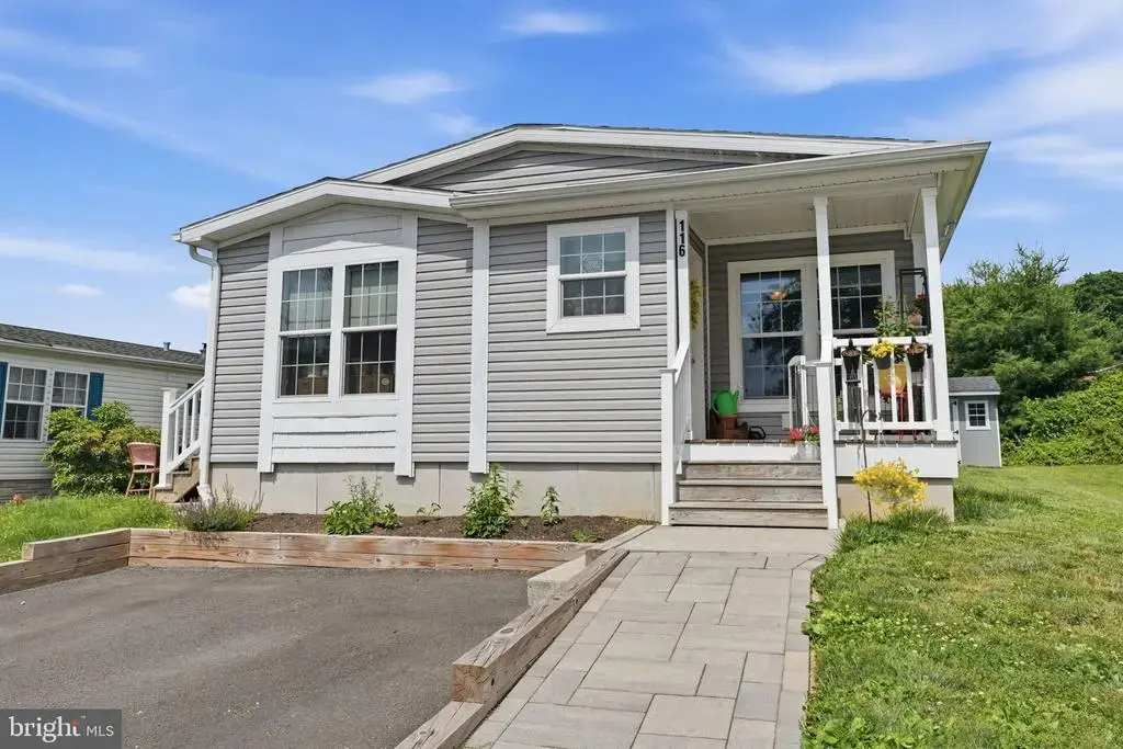 116 Conestoga Dr, DOYLESTOWN