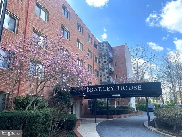4800 Chevy Chase Dr #508, Chevy Chase