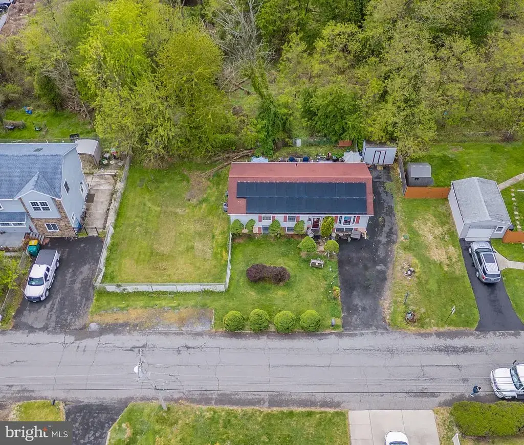 820 Walnut Ave, BENSALEM