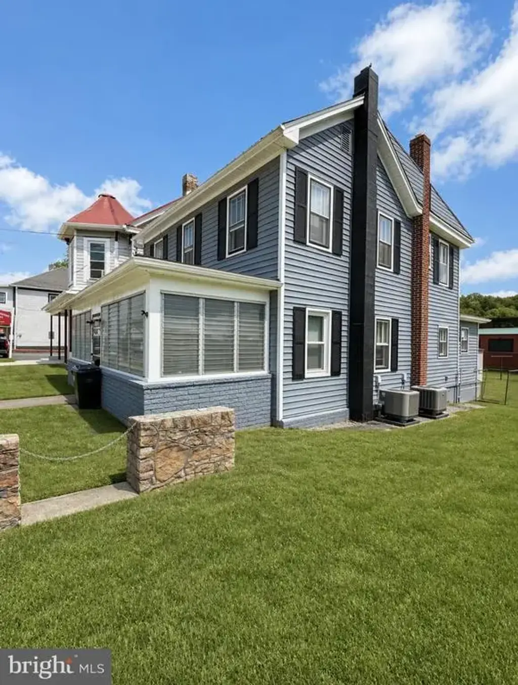 262 N Washington St, BERKELEY SPRINGS