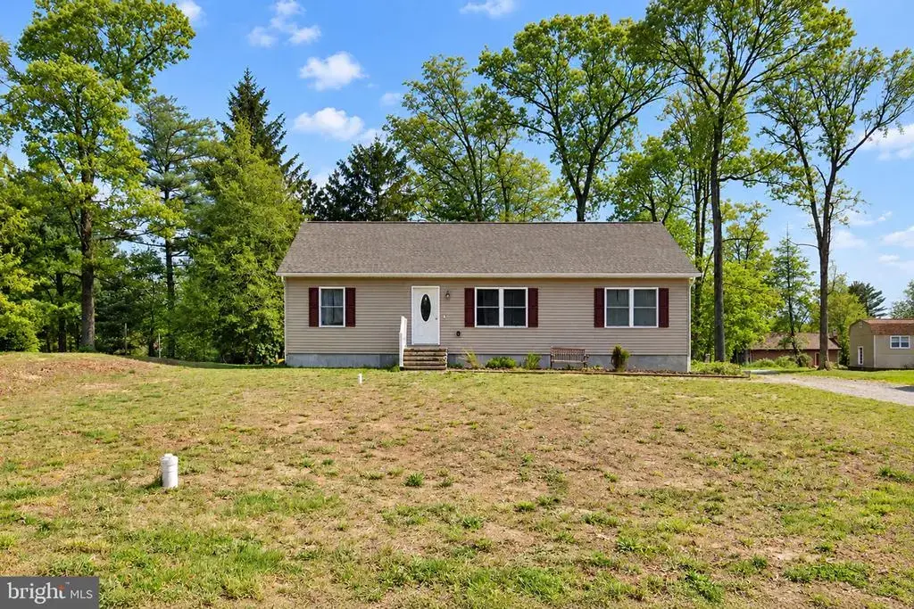 31 Dawson Dr, BRIDGETON