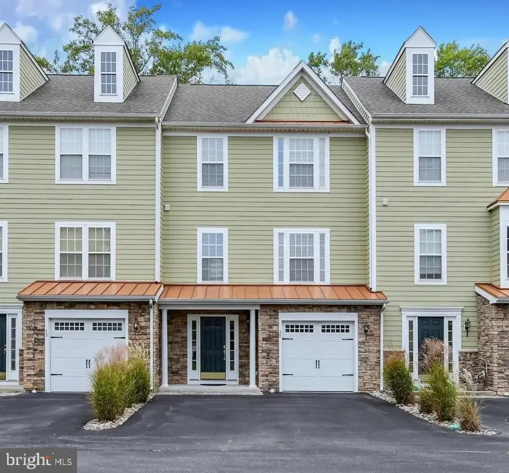 15 Hull Ln, millville