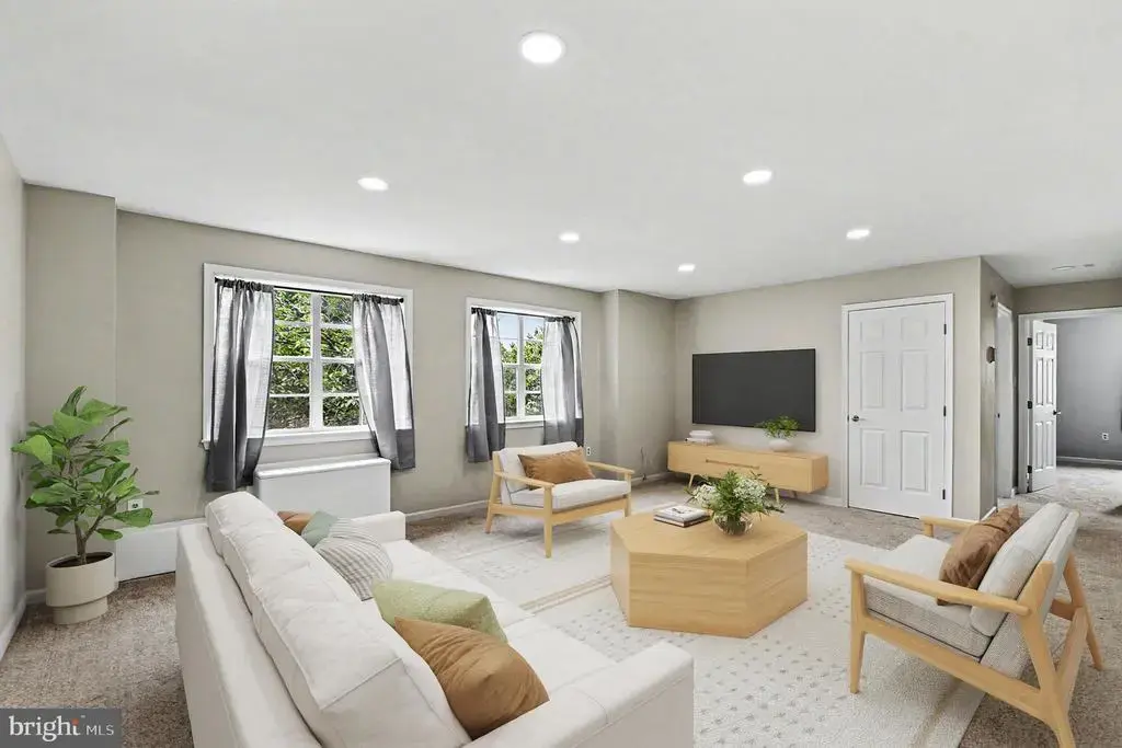 10301 45th Pl #101, BELTSVILLE