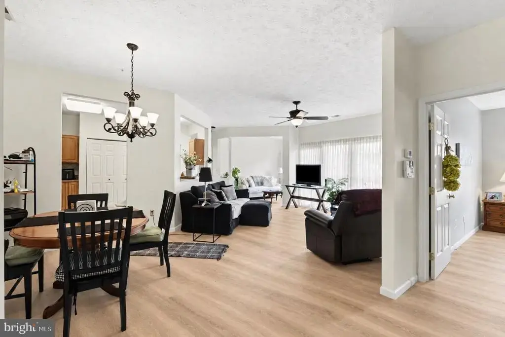 111-f Sunshine Ct #f, FOREST HILL