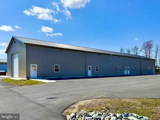 5087 Dupont Hwy N #b C D, Dover