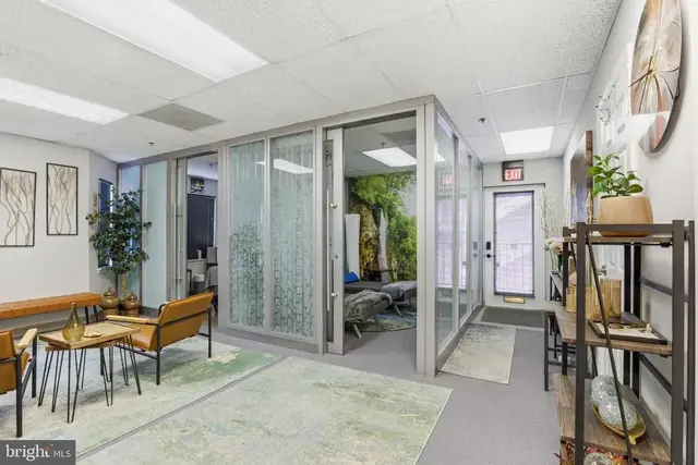 595 Main St #337, Laurel