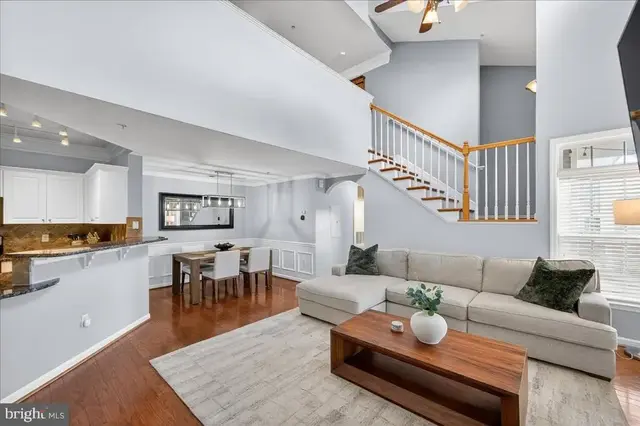 502 Sunset View Ter Se #303, Leesburg