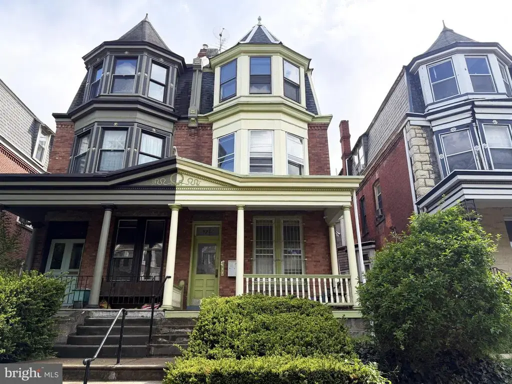 4718-00 Hazel Ave #1, PHILADELPHIA