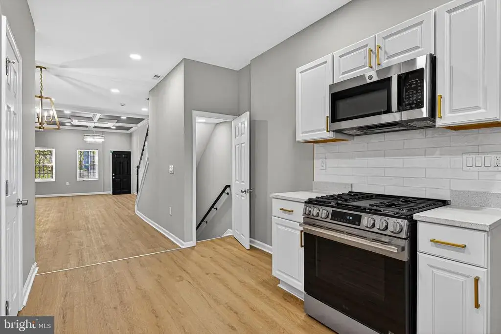 2518 W Fayette St, BALTIMORE