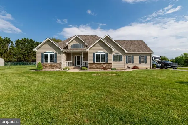 54 Cantwell Dr, Dover