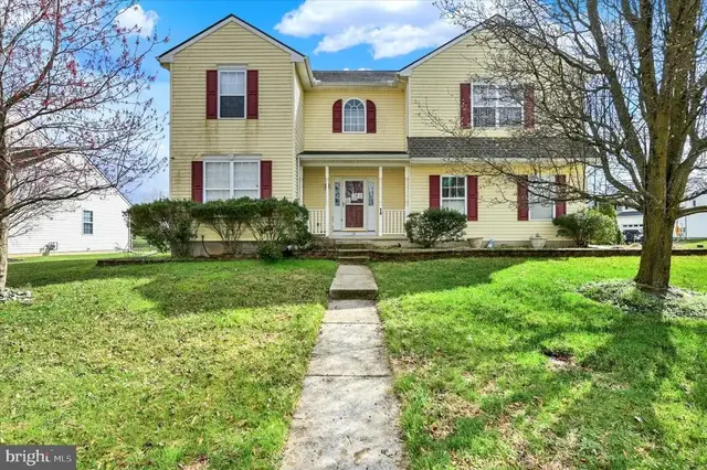 14 Riverside Rd, Dover