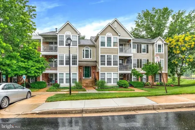 9101-e Lincolnshire Ct #e, Parkville