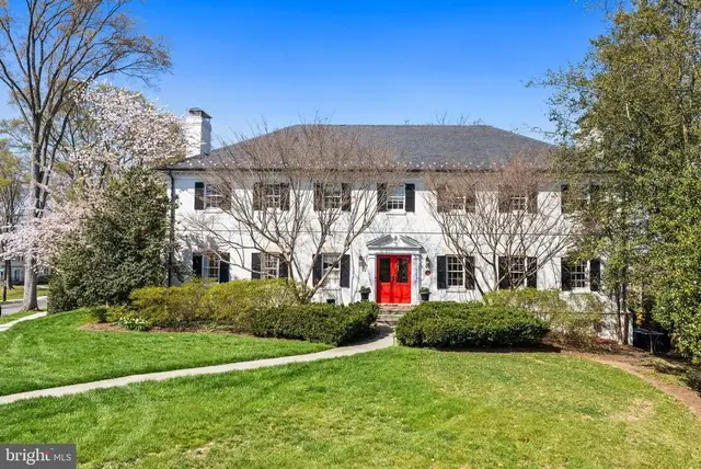 4925 Lowell St Nw, Washington