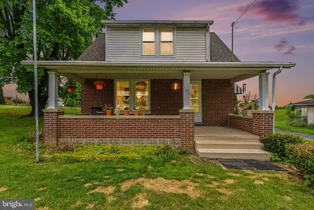 186 W York St, Biglerville