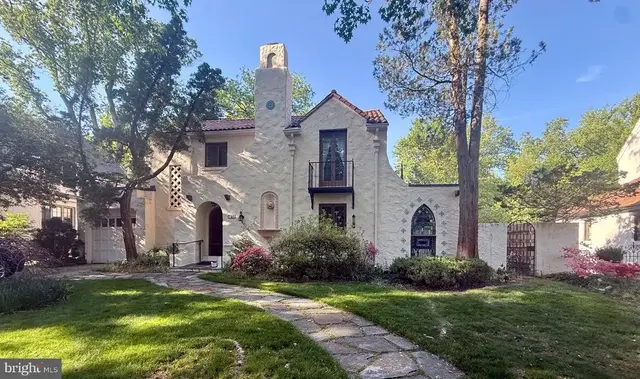 127 Hesketh St, Chevy Chase